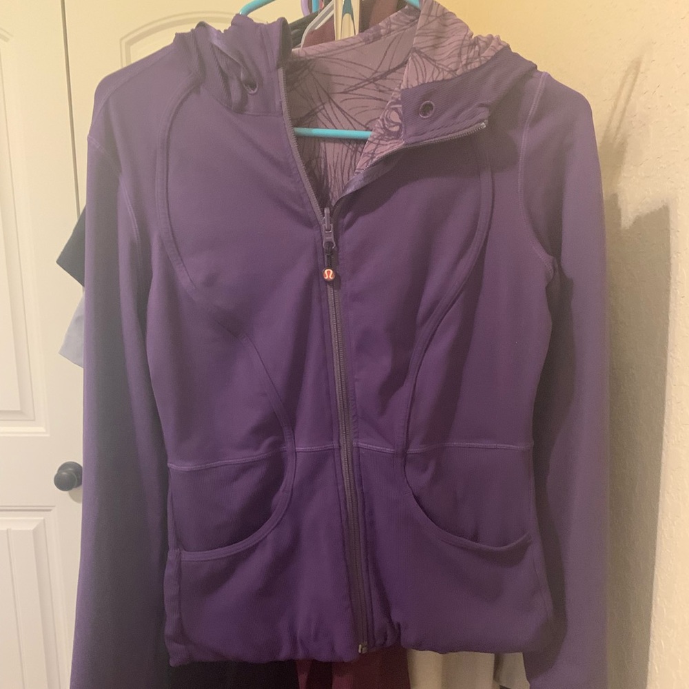 LULULEMON JACKET, SIZE 6
